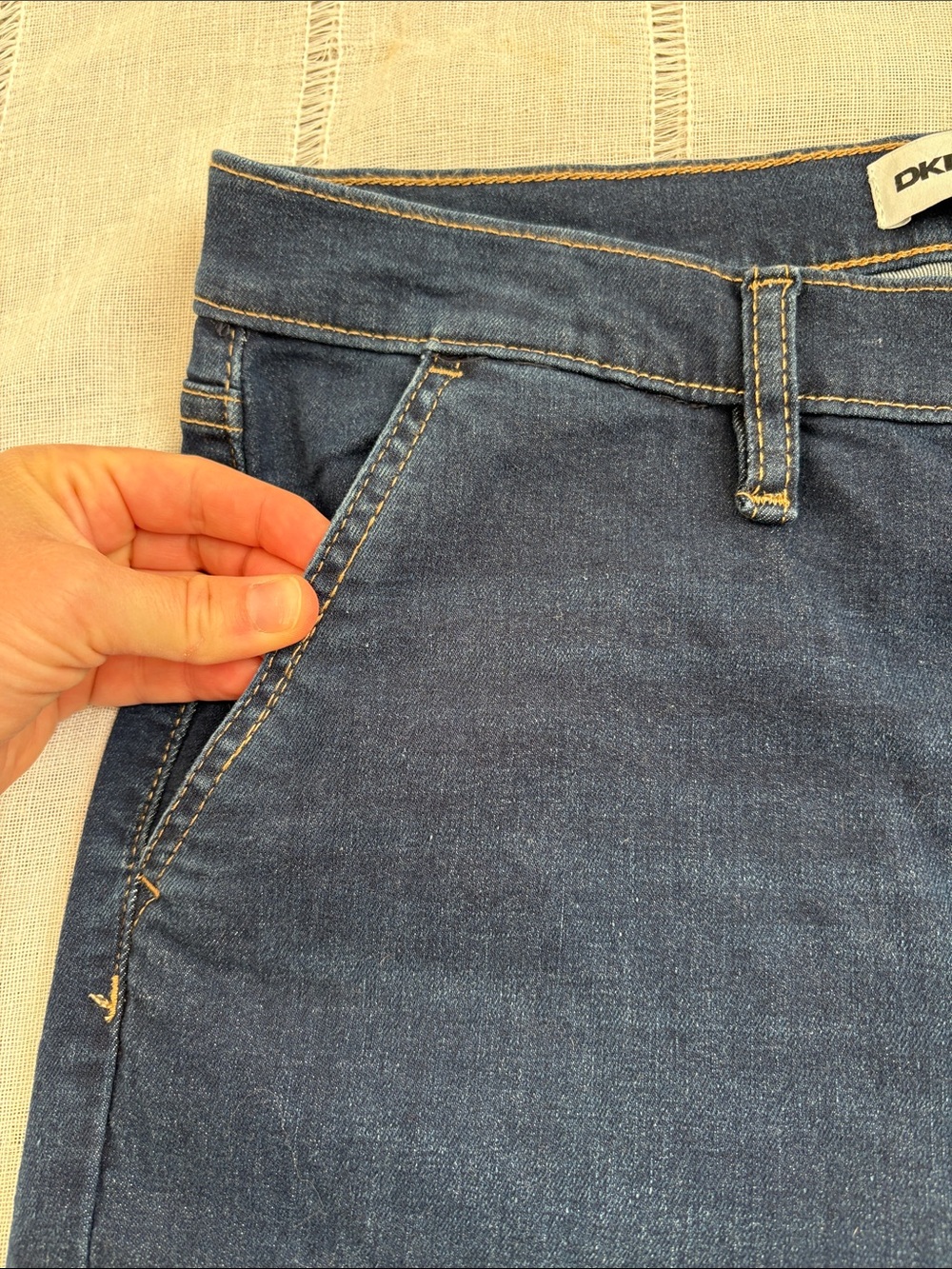 DKNY NWT Dark Tide High Rise Flare Denim - Picture 9 of 12